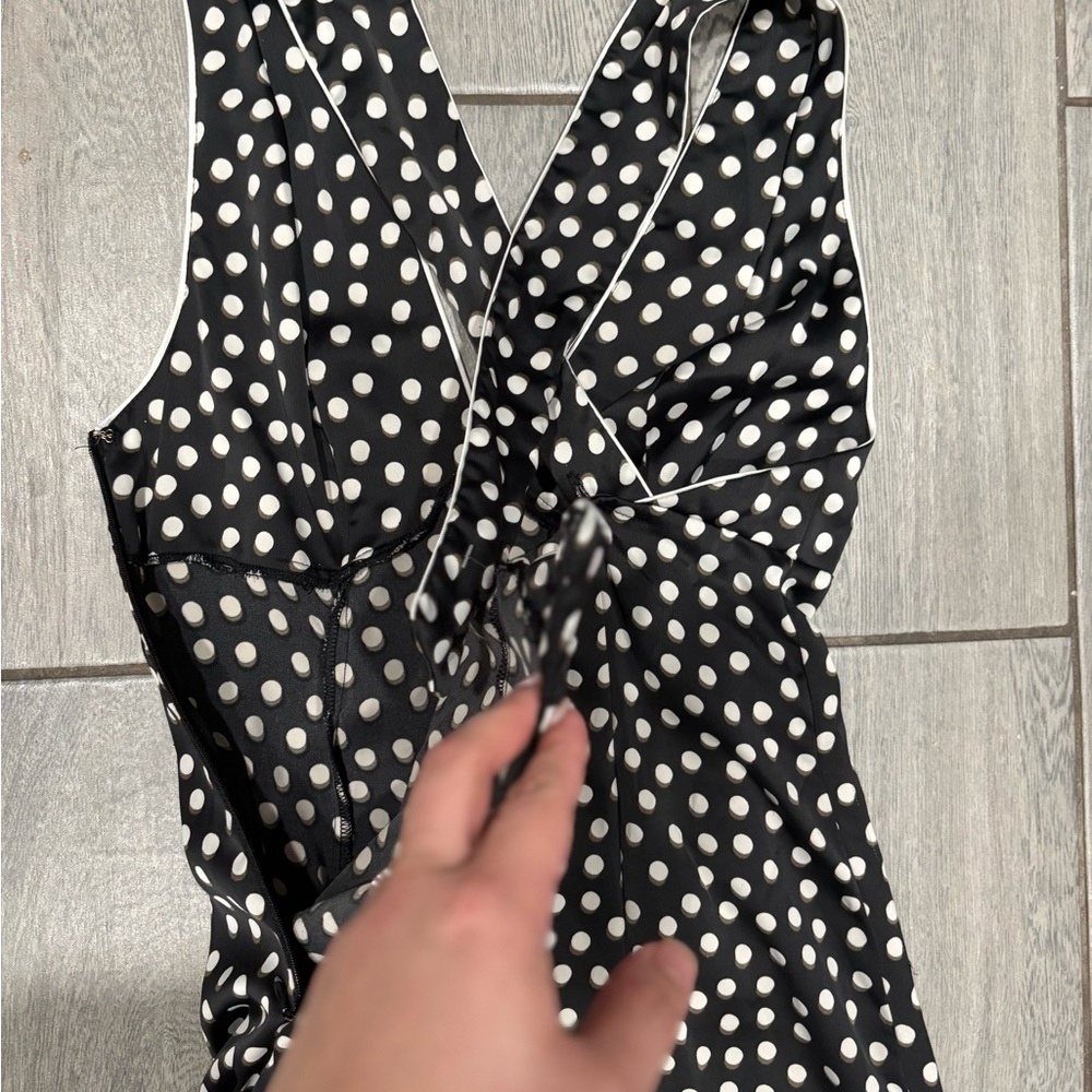 Urban Outfitters Delaney Polka Dot Plunge Dress With Slit Size Small - Picture 7 of 10